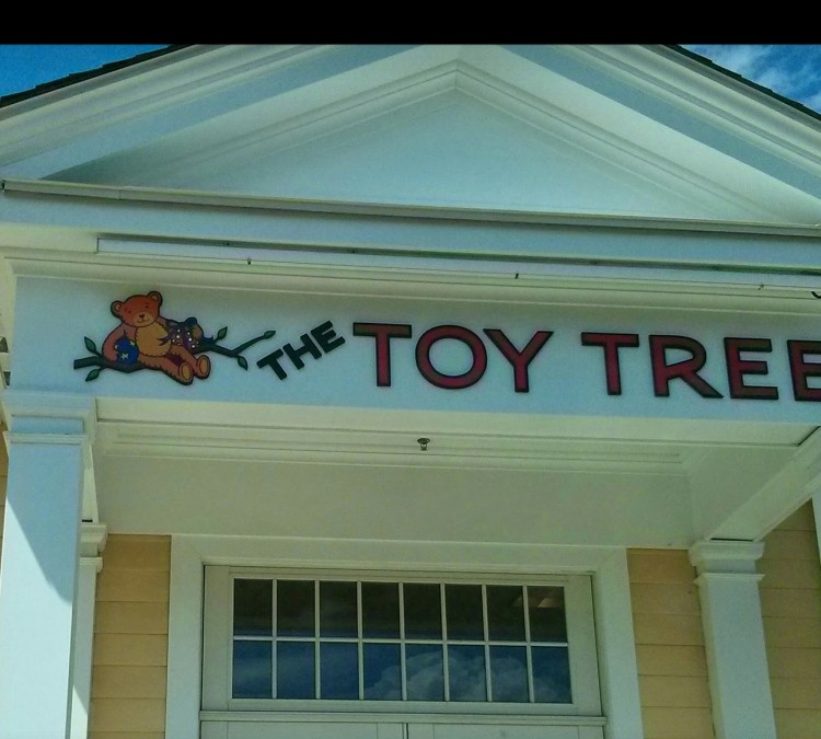 The Toy Tree (Newtown,&nbspCT)